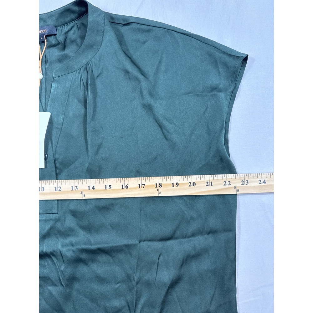 Quince Women Silk Stretch Cap Sleeve Split Neck Blouse Hunter Green Large NWT - Picture 5 of 6